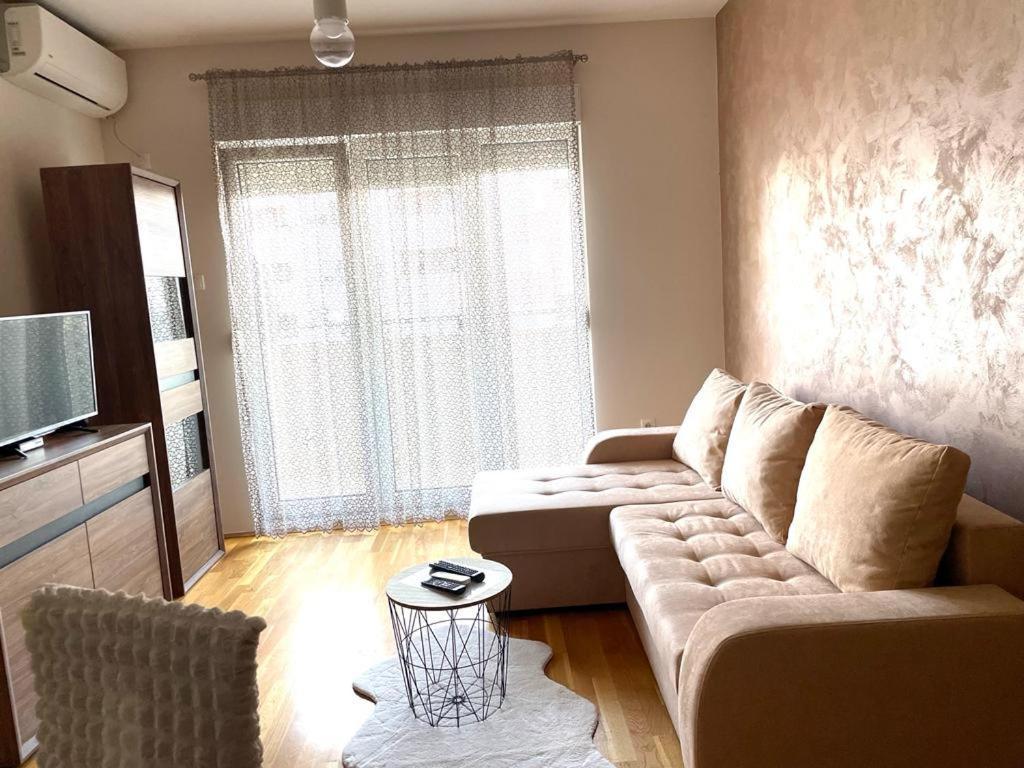Nakii Apartmani Podgorica Exteriör bild
